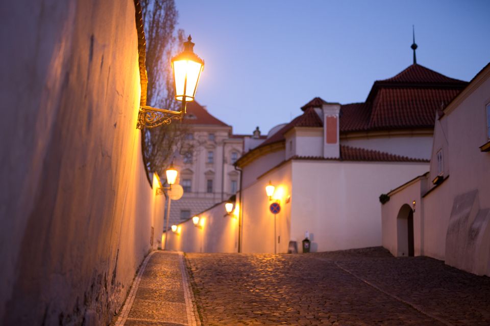 Alchemy and Mysteries of Prague Castle Walking Tour - Arriving at Prague Castle: St. Vitus spires and the “creepy quiet”