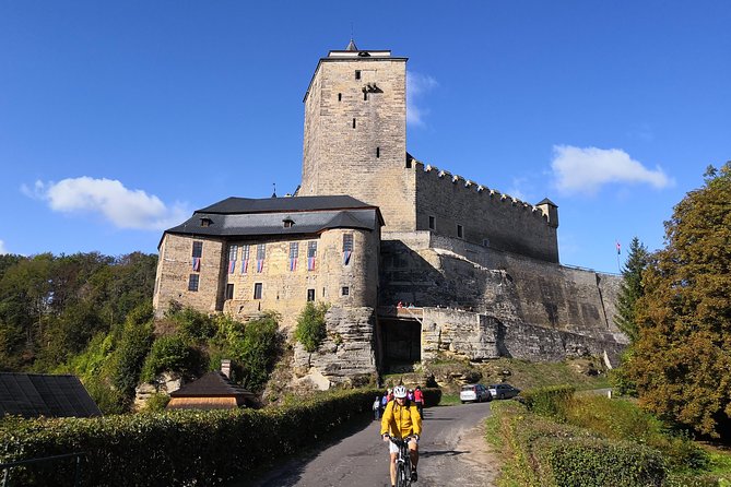 Bohemian Paradise 3 in 1 Tour, UNESCO geopark - Lunch, bottled water, raincoat, and what you actually get for the price