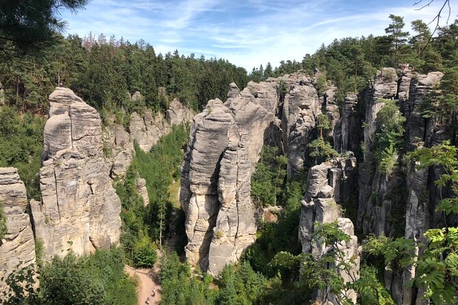 Bohemian Paradise and the Trosky castle tour - Guide Quality: The Real Difference Maker on a Rock-and-Tower Day