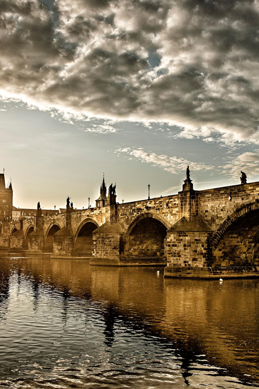 Charles Bridge & Lesser Town Walking Tour - Meeting at Old Town Hall, then walking like you mean it