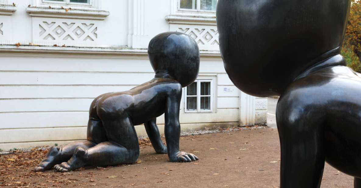 Contemporary art tour in Prague: the works of David Černý - Meeting Point at Kinsky Square: Easy Start, Clear Direction