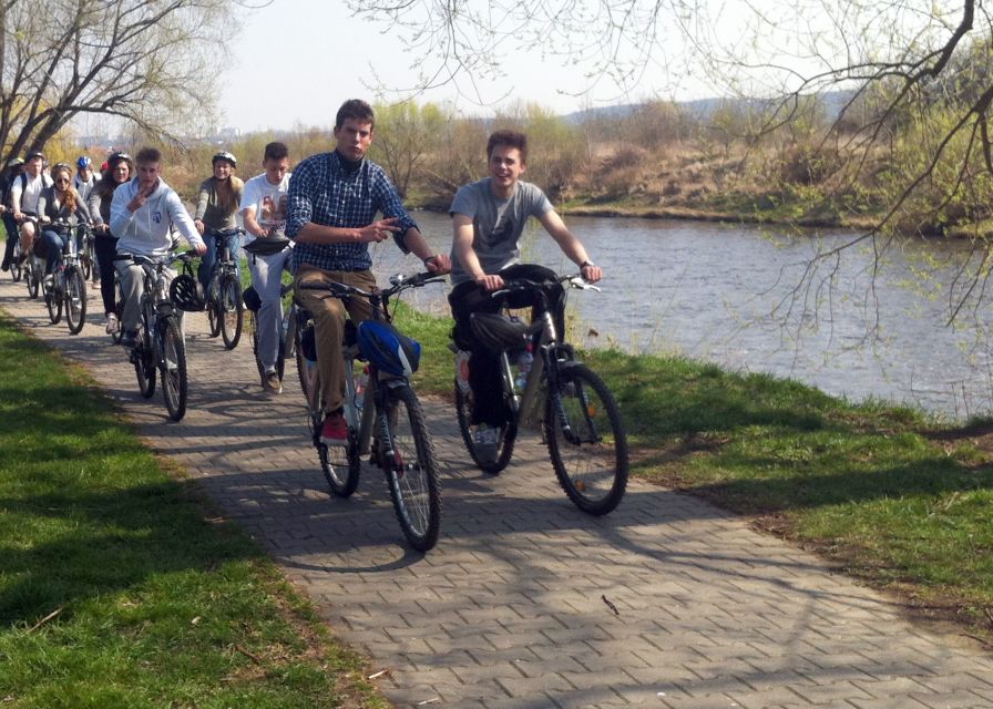 Coutryside bike tour to Karlstejn Castle. - Berounka River riding: when the city feeling fades for good