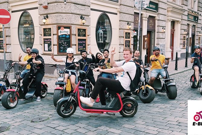 Create your own route on eScooter and enjoy Prague on wheels! - Old Town Square and the Astronomical Clock zone: fast access, smart pacing