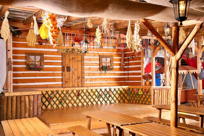 Czech Folklore Show with dinner and transfer - Timing in Prague: Starting at 8:00 pm and Planning Your Night