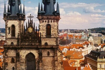 Discover the Best of Prague: Private Tour incl Best beer tasting - Stare Mesto (Old Town): medieval square time and orientation