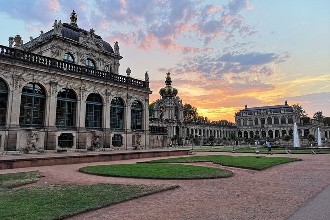 Dresden Christmas Markets And Old Town Tour - From Prague - Food and holiday shopping: stollen, mulled wine, and how to spend your 3 hours well