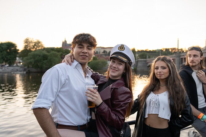 Drunken Monkey Prague Boat Party w/ 2hr Open Bar, DJ & Club Entry - Price and Value: How $28.90 Holds Up for a 6-Hour Night