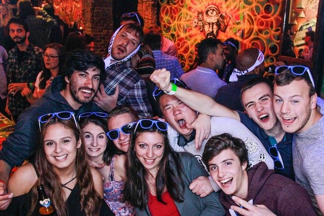 Drunken Monkey Pub Crawl with Open Bar & Club Entry - Moving From Bar to Bar: What the “Crawl” Feels Like in Practice