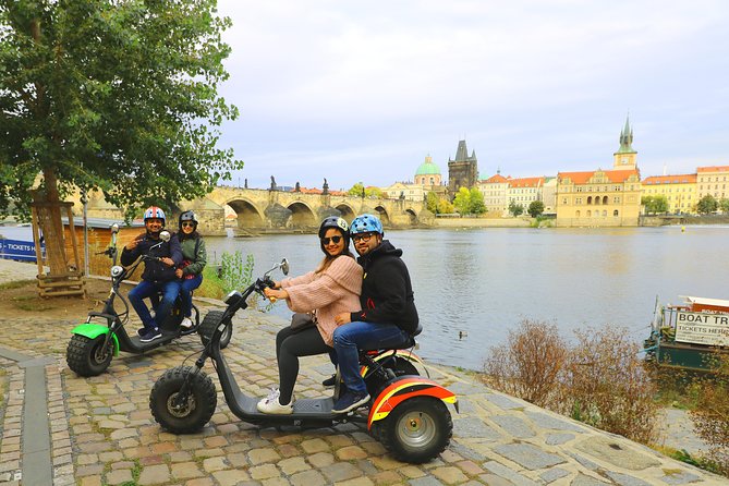 E-Bike, E-Scooter Viewpoint Fun Tour - The Jewish Quarter and Prague Castle hills: what makes the 3-hour option worth it