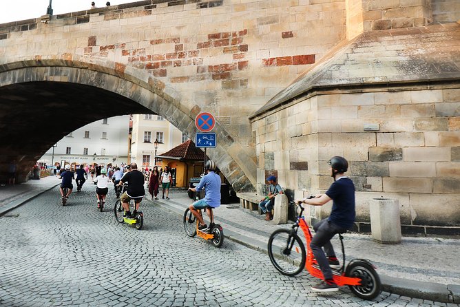 E-Bike, E-Scooter Viewpoint Fun Tour - Letná viewpoints and the Metronome: where the city opens up