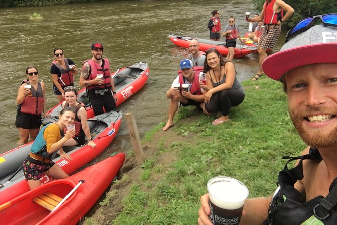 Easy Canoe Mission to the Sazava River from Prague Day Trip - Lunch by the river: when the day slows down for real