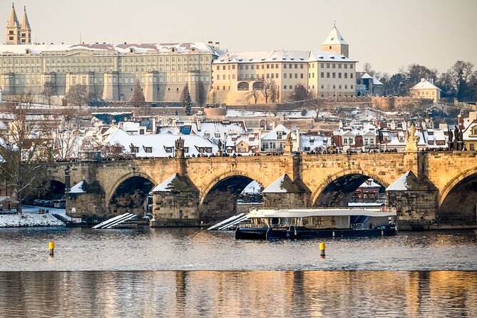 Evening Eco Cruise With a Glass of Prosecco in Bohemia - Key Points at a Glance