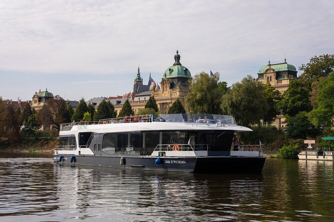 Evening Eco Cruise With a Glass of Prosecco in Bohemia - Service on Board: Staff Help and Boarding Support