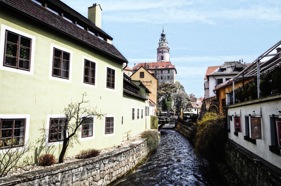 From Prague: Full-Day Český Krumlov Tour with Lunch - The Prague-to-Český Krumlov bus ride: worth it, but plan for the hours