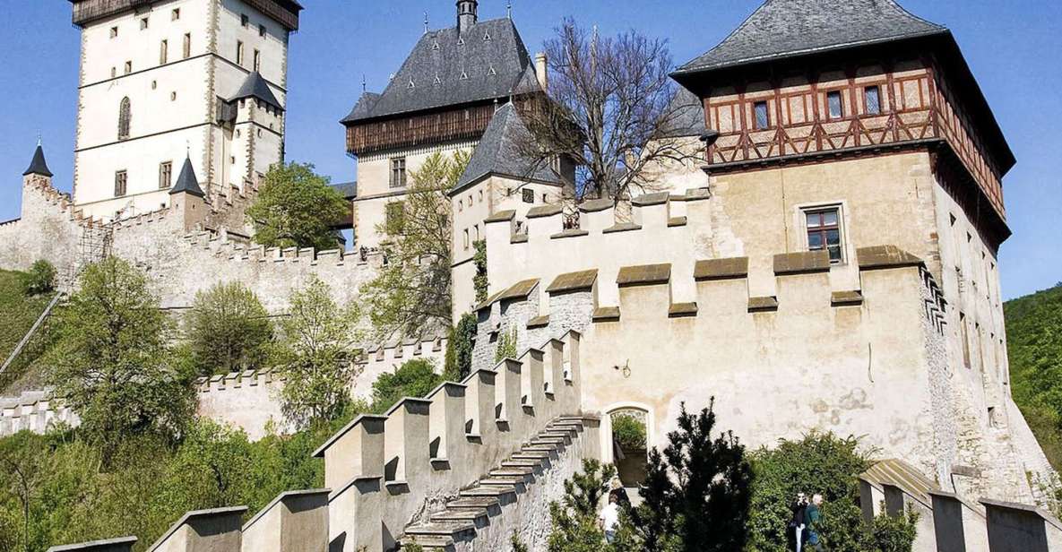 From Prague: Half-Day Karlstejn Castle Tour - The drive back to Prague: what to do with the last hour