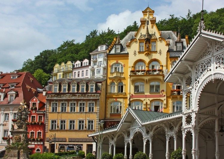 From Prague: Karlovy Vary Full-Day Tour - Price and value at $96: what you’re really paying for