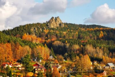 Full-Day Hiking in Bohemian Paradise Malá Skála near Prague - Stop 1 in Český ráj: rock labyrinths, pine forests, and big panoramas