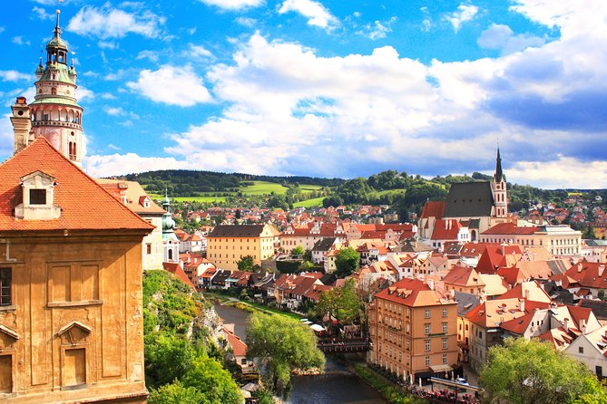 Full-Day Trip to Český Krumlov from Prague - Group Size and What “Maximum 99 Travelers” Feels Like