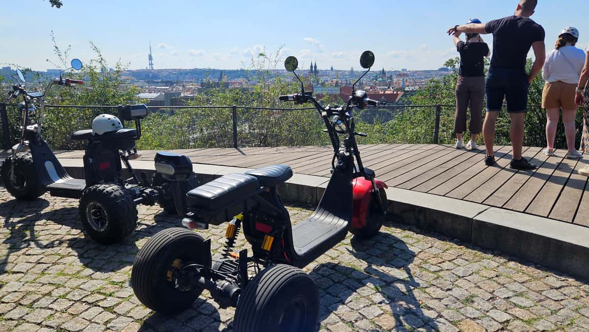 Heart of Prague tour on Tricycle electric scooter - How the guide experience changes the whole tour