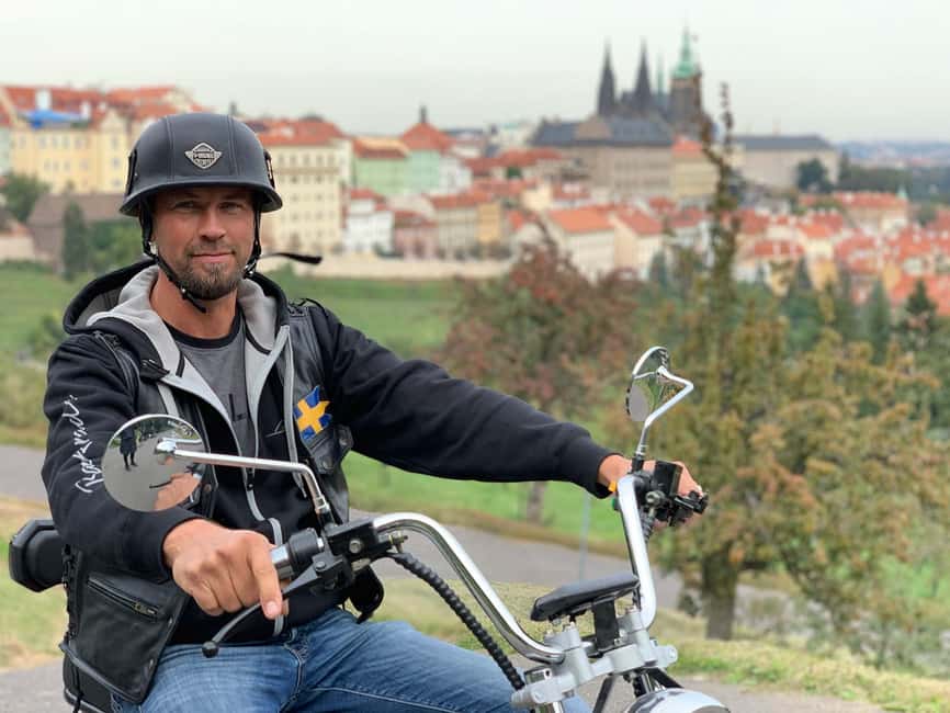 Heart of Prague tour on Tricycle electric scooter - Meeting point and timing: plan for more than the ride time