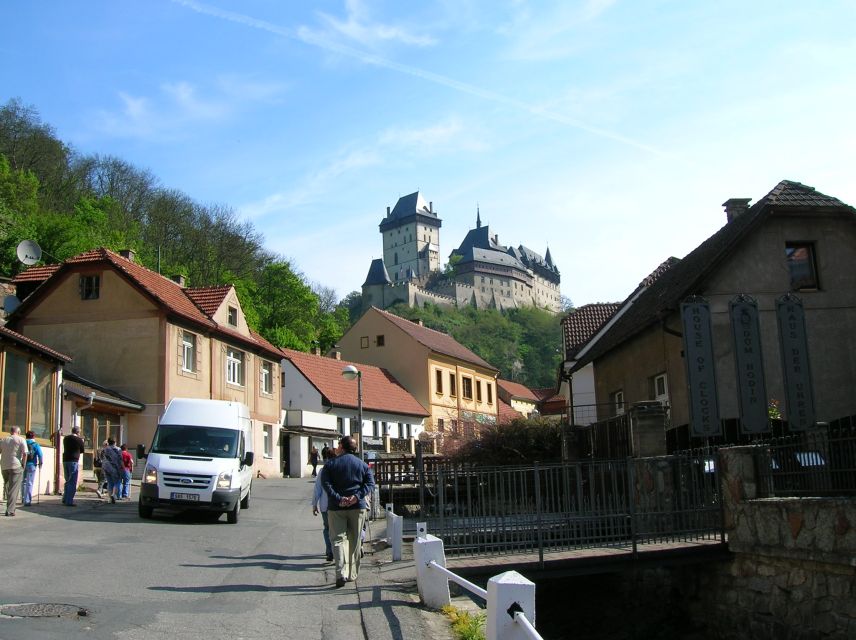 Karlstejn Castle & Crystal Manufactory - Private Tour - Souvenir Shopping at the Right Time: What to Look For