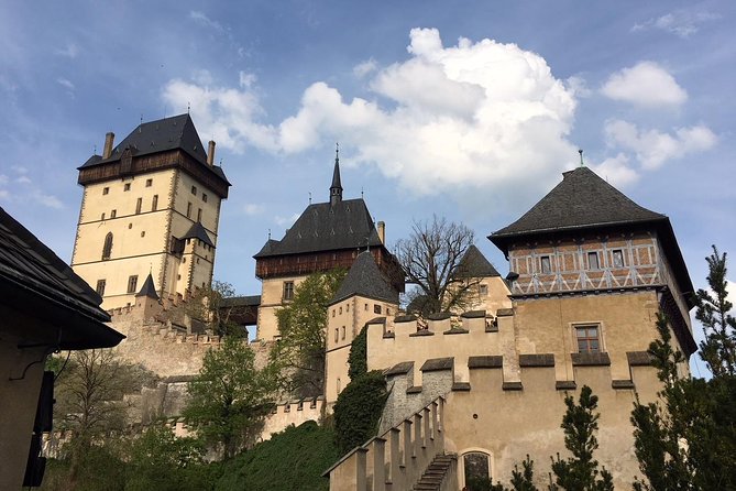 Karlstejn Castle - Half Day Coach Tour From Prague - The steep walk up: what to plan for and how to make it easier