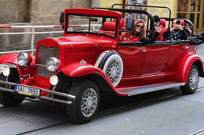 Karlstejn Castle in Vintage Convertible Car - The human factor: your guide-driver can shape the whole day