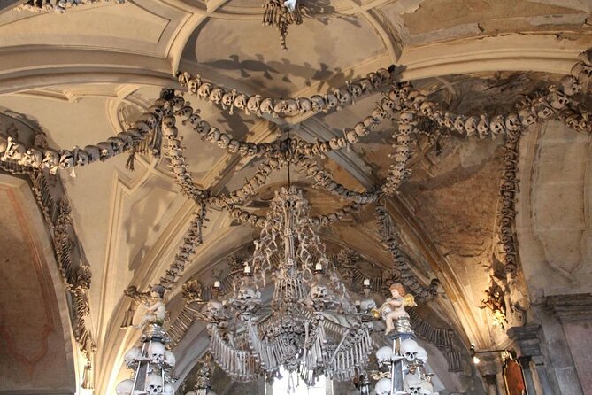 Kutna Hora Day Tour Including Sedlec Ossuary from Prague - Key reasons this tour works