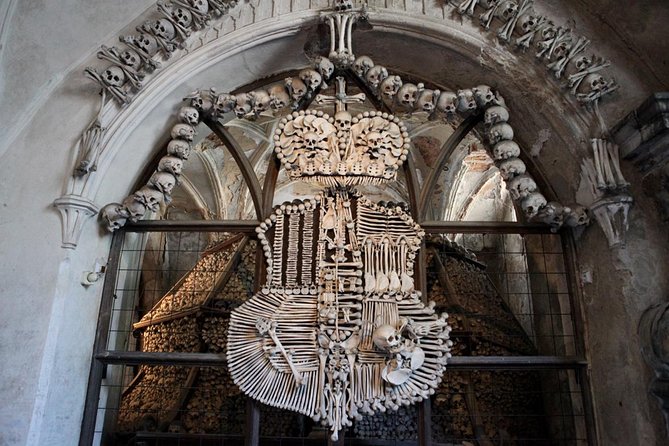Kutna Hora Day Tour Including Sedlec Ossuary from Prague - Meeting point and end point: plan your Prague start smart
