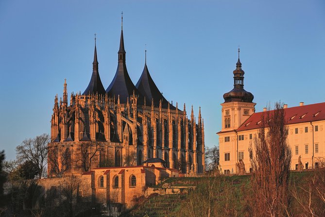 Kutna Hora & St. Barbara Cathedral & Ossuary - A 5-hour UNESCO-style escape from Prague