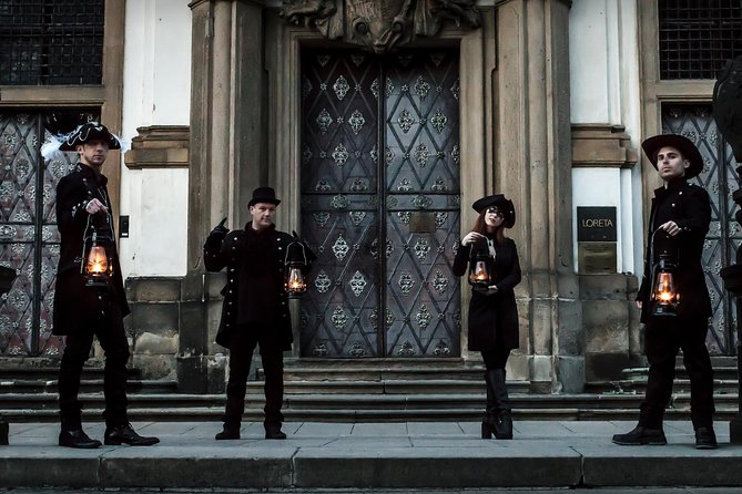Mystery Tour at Charles Bridge and Prague Castle: Alchemy & Magic - Who should book (and who might not love it)