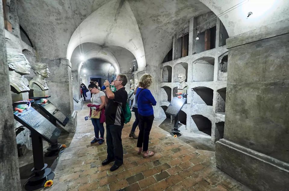 Operation Anthropoid Tour or Terezín Concentration Camp Tour - Terezín: a fortress turned into a system of control