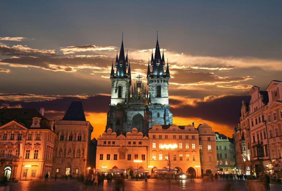 Panoramic Views of Prague Evening Walking Tour - Guides, Languages, and the Little Details That Matter