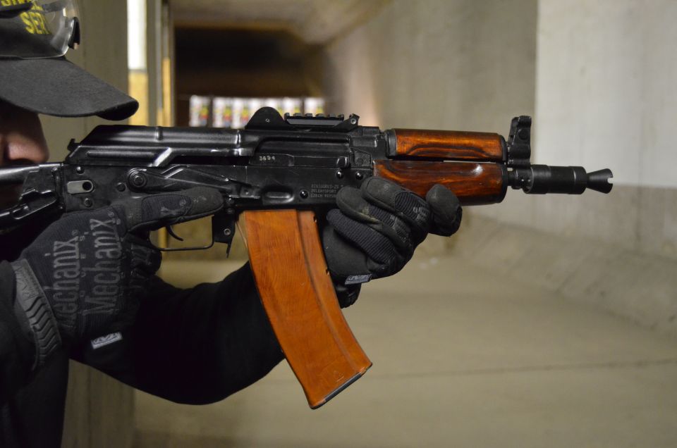 Prague: 1.5-Hour AK47 Shooting Range Experience - Key highlights at a glance