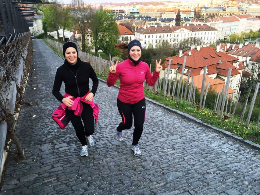 Prague 1.5-Hour Compact City Center Running Tour - Josefov (Jewish Ghetto): A Key Stop That Adds Meaning