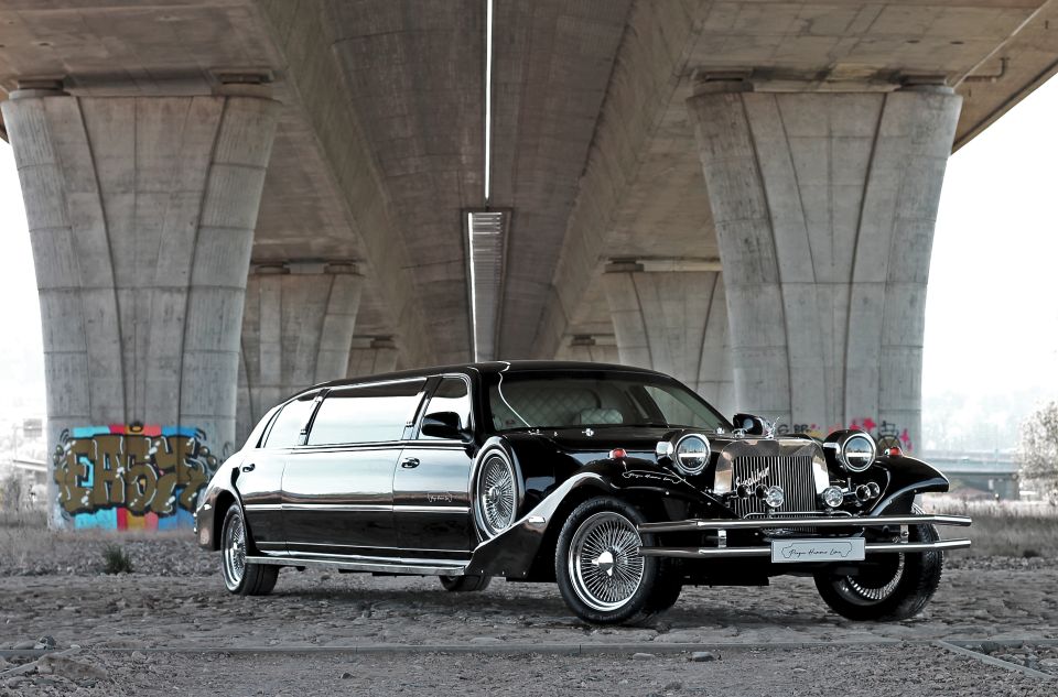 Prague: 1-Hour Vintage Limousine Rental - Timing and traffic: what the “1-hour” rental feels like