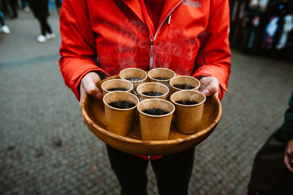 Prague: 2-3h Magical Christmas Markets Tour with Inclusions - Key highlights you’ll care about