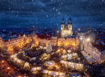 Prague: 2-3h Magical Christmas Markets Tour with Inclusions - Old Town Square: the perfect postcard start, with real context