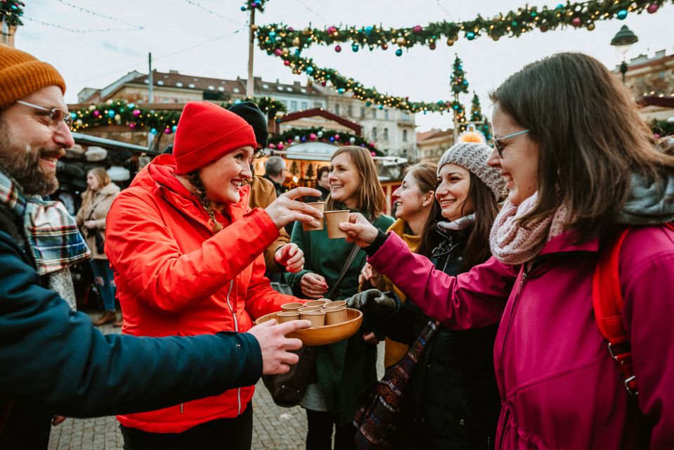 Prague: 2-3h Magical Christmas Markets Tour with Inclusions - Cookies, mulled wine, and hot mead: what you actually get