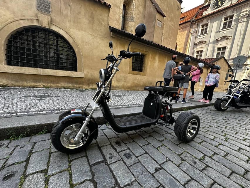 Prague: 2 hours FUN TRIKE tour in Prague with guide - From the Astronomical Clock legend to Old Town streets