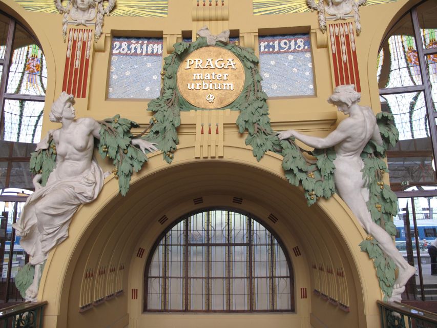 Prague 3-Hour Architectural Tour - The guides: what makes the experience feel top-tier