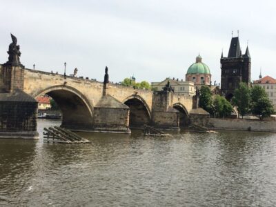 Prague: 3-hour Evening River Cruise with Dinner - The 3-hour night route: Old Town to Lesser Town, plus Charles Bridge views
