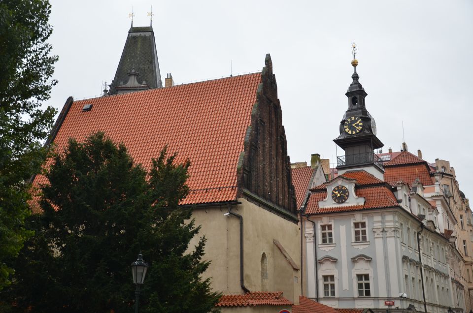 Prague: 3-Hour Private Jewish Quarter Tour - The 1000-year Czech Jewish story: medieval to the 20th century