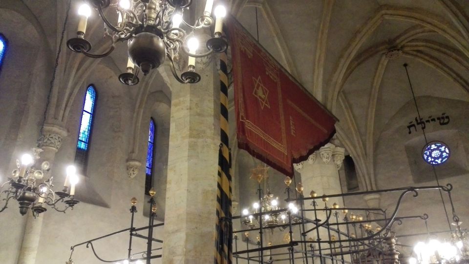Prague: 3-Hour Private Jewish Quarter Tour - Entrance fees and the private price: how to judge the value