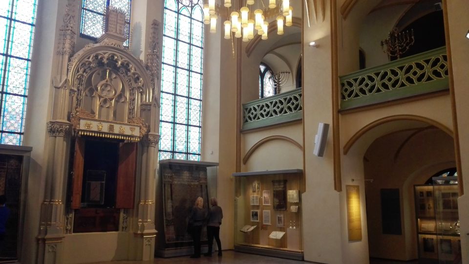 Prague: 3-Hour Private Jewish Quarter Tour - The route that covers the Jewish Quarter without wasting time