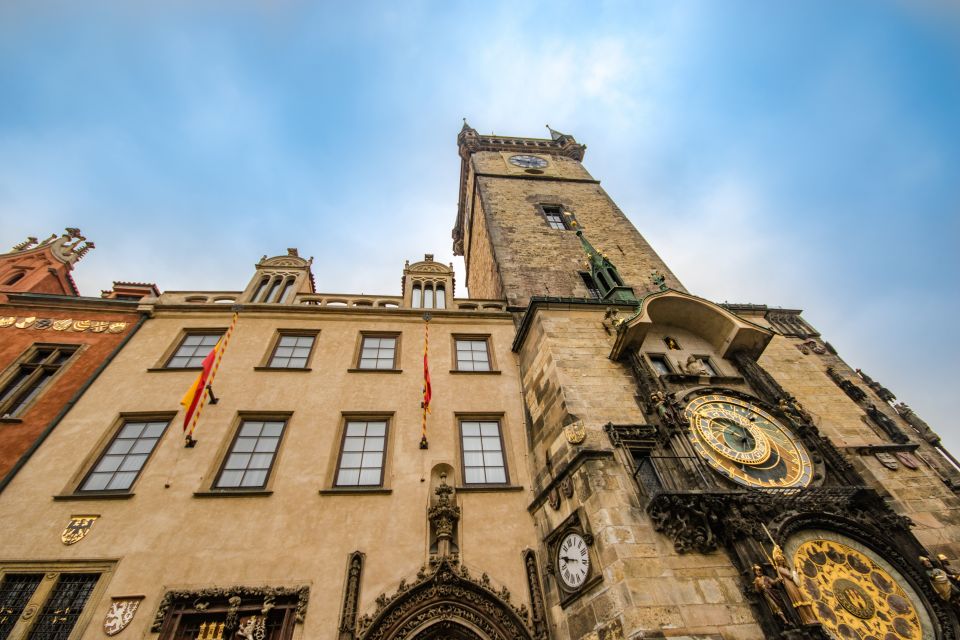 Prague: 3-Hour Walking Tour of Old Town & Prague Castle - The tram ride up to Hradčany: saving energy for the best views