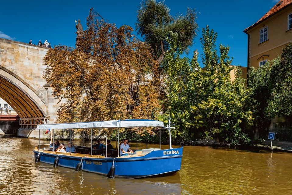 Prague: 45-Minute Sightseeing Cruise to Devil's Channel - Price and value: what $25 buys you in Prague time