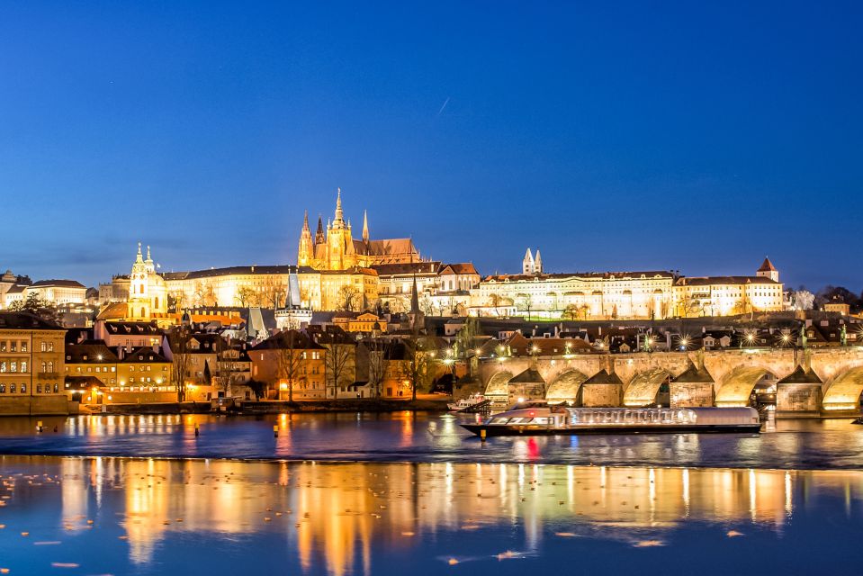 Prague: 50-Minute Sightseeing Evening Cruise - Key Points to Know Before You Go