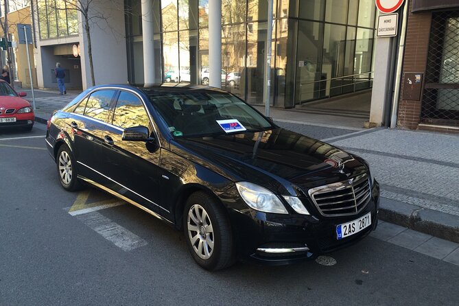 PRAGUE AIRPORT - CITY TRANSFERS in Spanish - Precio por grupo (desde $52.09): cómo calcular si vale la pena para ti