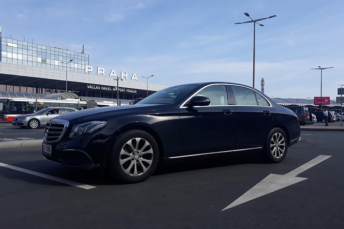 Prague Airport Private Arrival Transfer - Key things to notice before you land